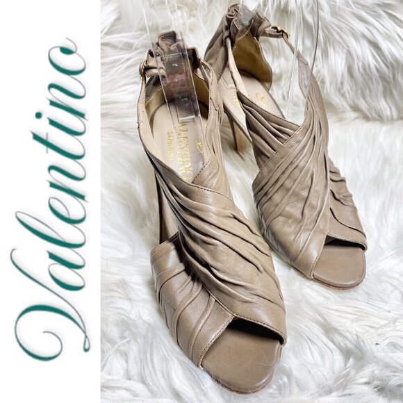 VALENTINO Vintage Taupe Leather Ruffle Accent Open Toe Stiletto Heels, Size 38.5 - Picture 15 of 16